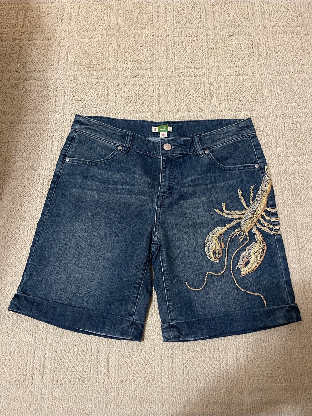 Anthropologie Denim Medi Lobster shorts size 29 NWT